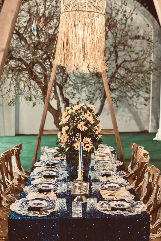 تالار و میز چیده شده توسط تشریفات عرفانی قزوین